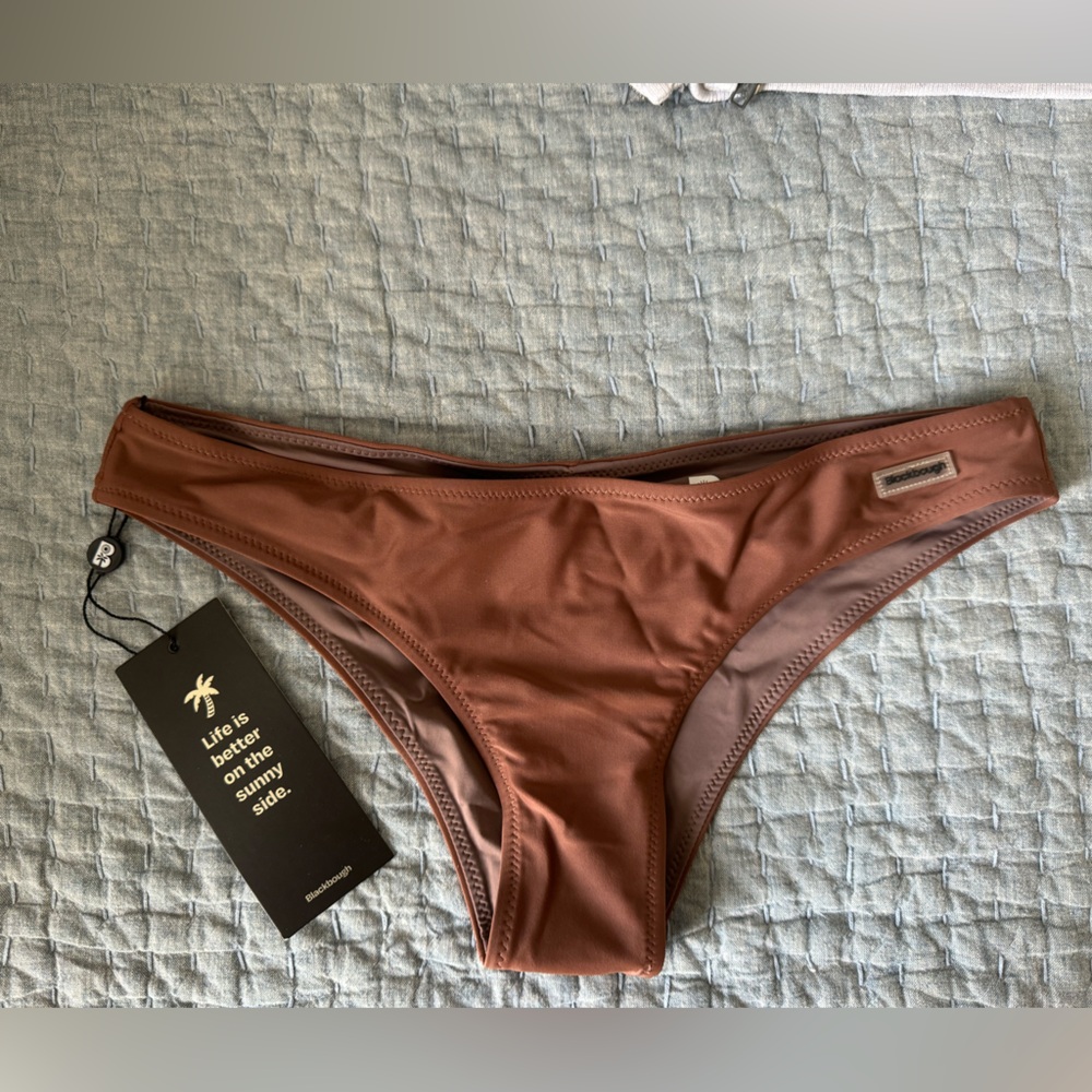 Black Bough Ruched Medium Coverage Bottoms